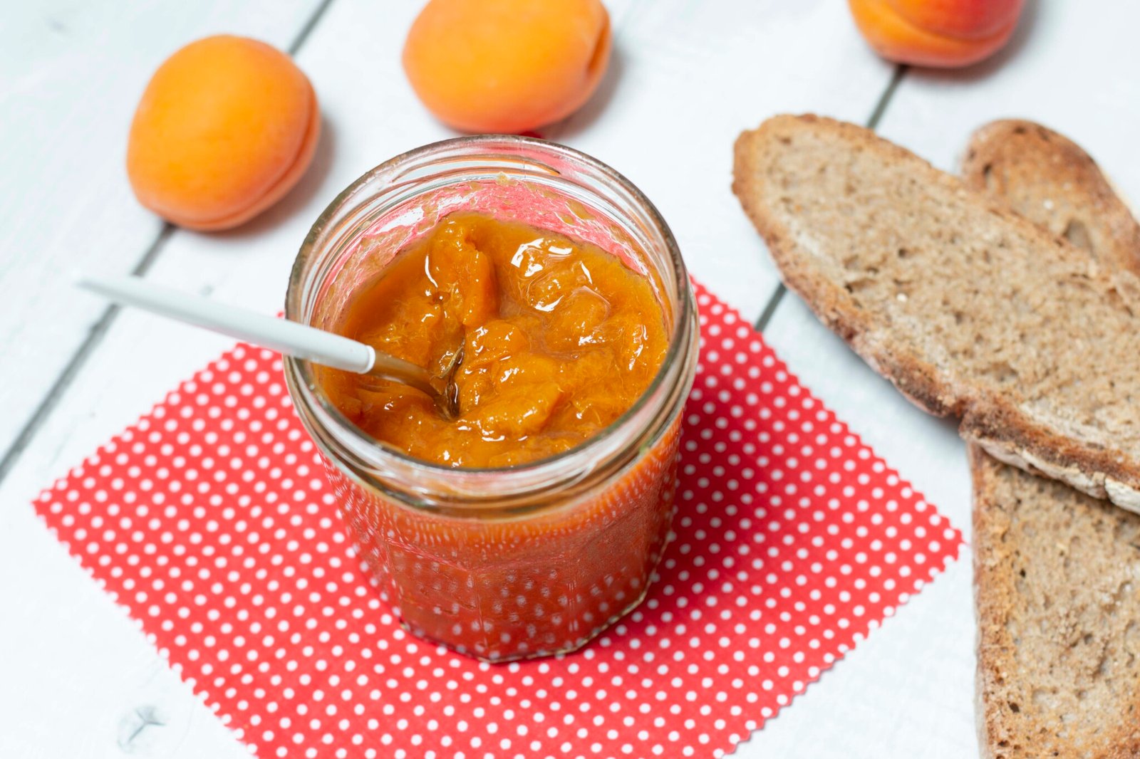 Confiture à l'abricot et à l'agar agar ig bas La cuisine d'Aurélie