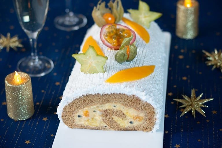 Bûche roulée aux fruits exotiques