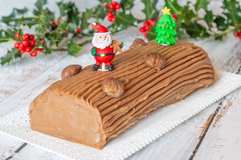 Bûche roulée crème de marron et  vanille