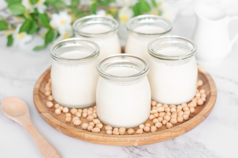 Comment réaliser ses yaourts de soja maison?